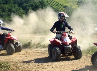  Escuela de Pilotaje Pilotado -9999- Cuatrimoto y etapas 